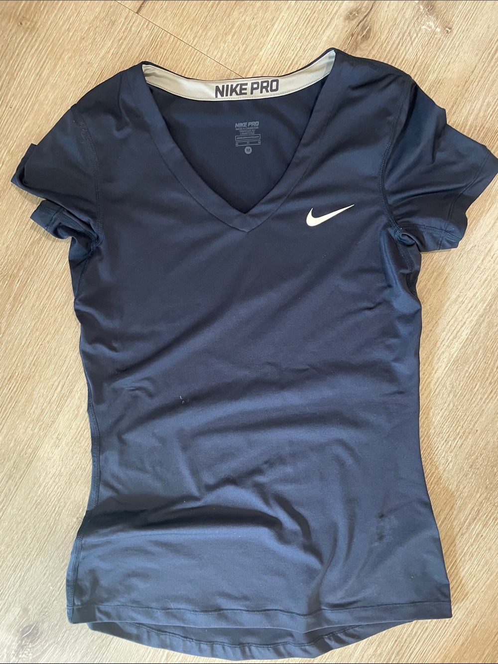 Nike Women's Navy Short-Sleeve V-Neck Performance Tee